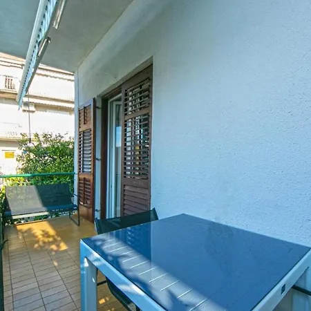 Apartman Marin - 20m To The Beach Podgora (Split-Dalmatia)