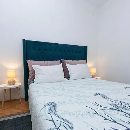 Marin - 20m To The Beach Apartman *